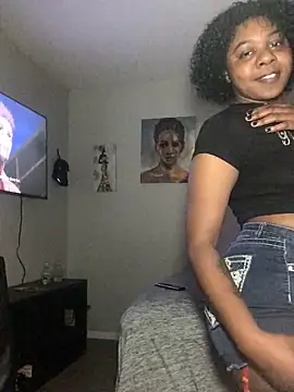 Snapshot of Ebony_Queeen chatting on 02/06/26, 03:11 Ebony Queeen online show from 02/06/26, 03:11