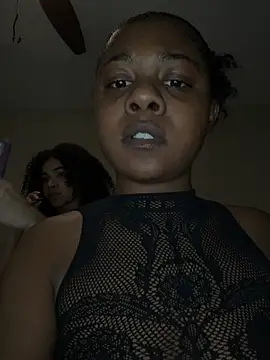 Snapshot of Ebony_Queeen chatting on 03/20/26, 03:22 Ebony Queeen online show from 03/20/26, 03:22