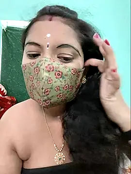Snapshot of Tamilkannadacouple chatting on 04/14/26, 05:24 Tamilkannadacouple online show from 04/14/26, 05:24