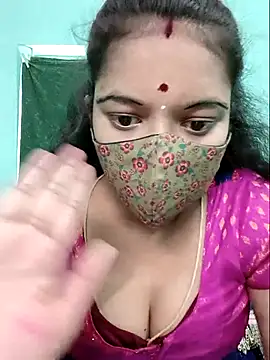 Snapshot of Tamilkannadacouple chatting on 04/18/26, 05:44 Tamilkannadacouple online show from 04/18/26, 05:44