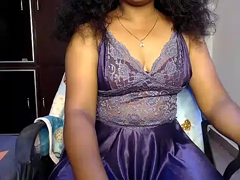 Snapshot of VixenNandhu chatting on 02/25/26, 05:11 VixenNandhu online show from 02/25/26, 05:11
