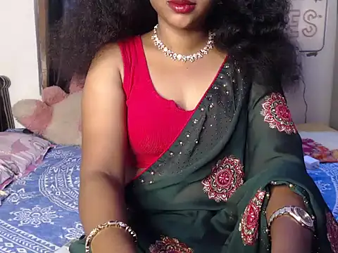 Snapshot of VixenNandhu chatting on 04/08/26, 01:49 VixenNandhu online show from 04/08/26, 01:49