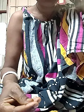 Snapshot of Sweet-runi chatting on 04/02/26, 03:04 Sweet-runi online show from 04/02/26, 03:04