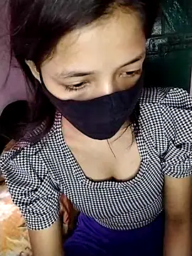 Snapshot of Naina-hott chatting on 04/20/26, 03:31 Naina-hott online show from 04/20/26, 03:31