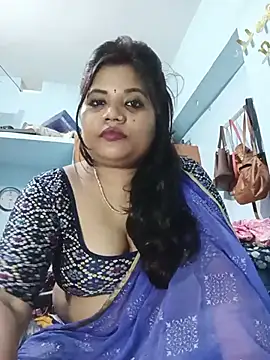 Snapshot of sweetAkhi chatting on 08/01/26, 12:48 sweetAkhi online show from 08/01/26, 12:48