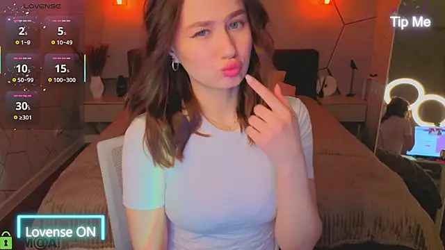 Snapshot of _Kiki_angel_ chatting on 03/26/26, 03:56 Kiki angel online show from 03/26/26, 03:56