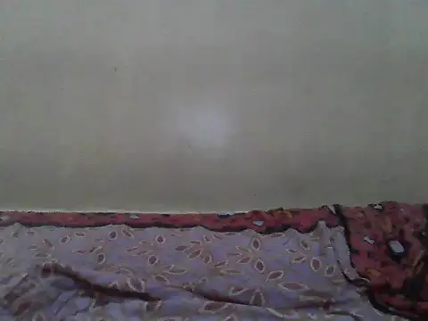 Snapshot of SweetBeb2 chatting on 03/21/26, 05:01 SweetBeb2 online show from 03/21/26, 05:01