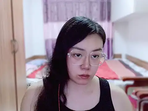 Snapshot of yingying1222 chatting on 03/05/26, 11:50 yingying1222 online show from 03/05/26, 11:50