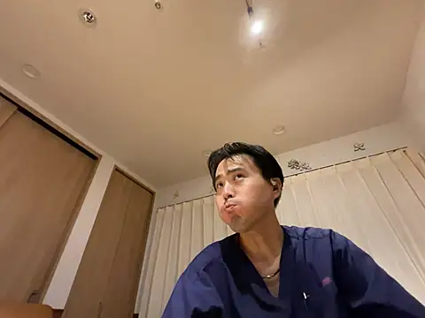 shizuku-kun211 online show from 07/28/26, 12:59