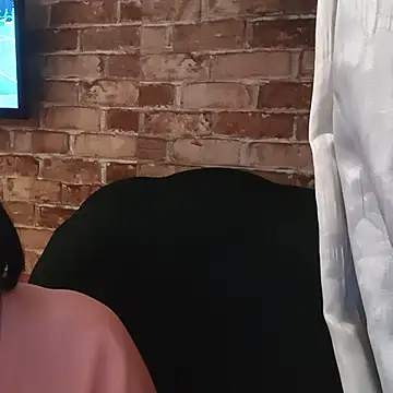 Snapshot of itismyhobby chatting on 10/19/25, 10:21 itismyhobby online show from 10/19/25, 10:21