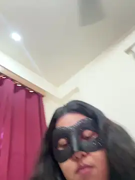 Snapshot of raavigirl chatting on 04/04/26, 10:46 raavigirl online show from 04/04/26, 10:46