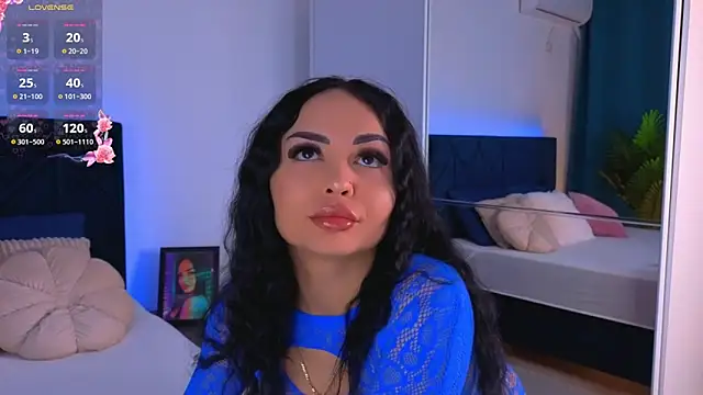 Snapshot of MissMichellee chatting on 03/25/26, 10:27 MissMichellee online show from 03/25/26, 10:27