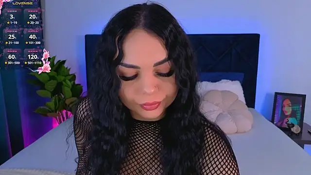 Snapshot of MissMichellee chatting on 03/26/26, 08:47 MissMichellee online show from 03/26/26, 08:47