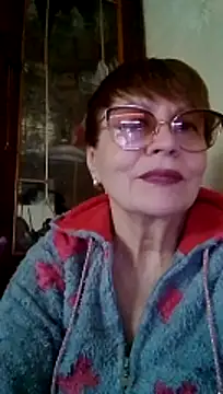SophieBurns online show from 03/25/26, 02:01