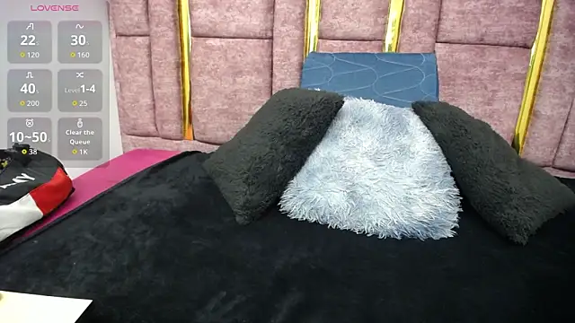 Snapshot of FRANCESCA_LOVE_ chatting on 04/11/26, 03:22 FRANCESCA LOVE online show from 04/11/26, 03:22