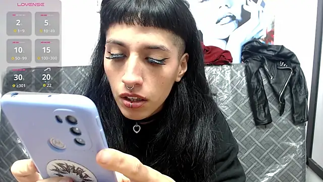 Snapshot of FRANCESCA_LOVE_ chatting on 04/18/26, 09:26 FRANCESCA LOVE online show from 04/18/26, 09:26