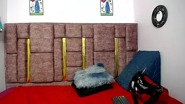 Snapshot of FRANCESCA_LOVE_ chatting on 05/02/26, 04:06 FRANCESCA LOVE online show from 05/02/26, 04:06