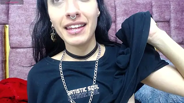 Snapshot of FRANCESCA_LOVE_ chatting on 05/15/26, 09:11 FRANCESCA LOVE online show from 05/15/26, 09:11