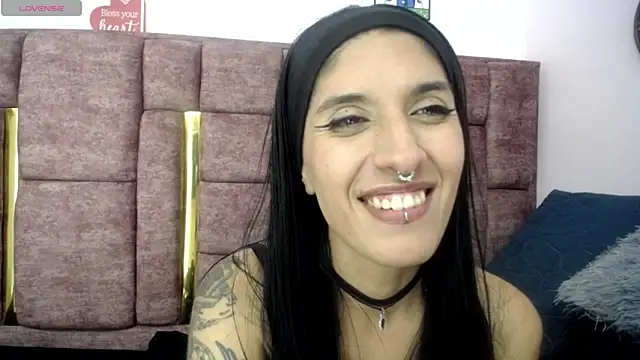 Snapshot of FRANCESCA_LOVE_ chatting on 06/03/26, 03:53 FRANCESCA LOVE online show from 06/03/26, 03:53