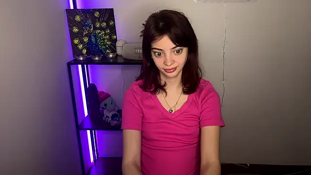 Snapshot of CassyVixen chatting on 04/19/26, 05:01 CassyVixen online show from 04/19/26, 05:01