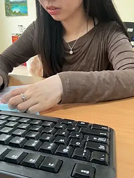 Snapshot of Celeste_SexyY chatting on 03/24/26, 02:49 Celeste SexyY online show from 03/24/26, 02:49