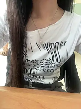 Snapshot of Celeste_SexyY chatting on 03/30/26, 04:35 Celeste SexyY online show from 03/30/26, 04:35