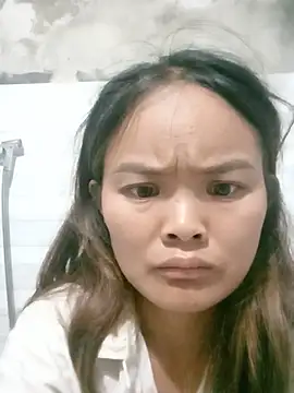 Snapshot of Luminana chatting on 06/11/26, 05:22 Luminana online show from 06/11/26, 05:22