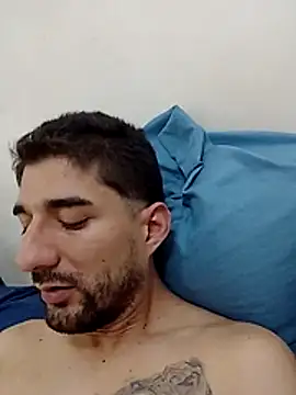 Snapshot of Camilo696903 chatting on 07/18/26, 10:19 Camilo696903 online show from 07/18/26, 10:19