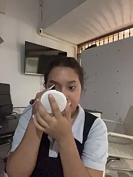 Emily Harpeer online show from 06/14/26, 11:34