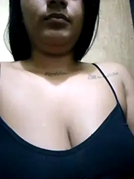 Snapshot of Zoe_Renata chatting on 05/03/26, 09:59 Zoe Renata online show from 05/03/26, 09:59