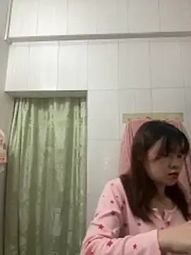 Snapshot of Loyalty-love chatting on 03/08/26, 11:36 Loyalty-love online show from 03/08/26, 11:36