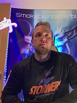 Snapshot of Smokebluntafterblunt chatting on 03/24/26, 12:59 Smokebluntafterblunt online show from 03/24/26, 12:59