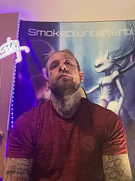 Snapshot of Smokebluntafterblunt chatting on 04/07/26, 01:50 Smokebluntafterblunt online show from 04/07/26, 01:50