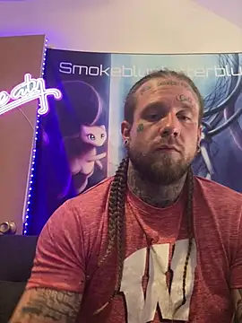 Snapshot of Smokebluntafterblunt chatting on 04/22/26, 02:36 Smokebluntafterblunt online show from 04/22/26, 02:36