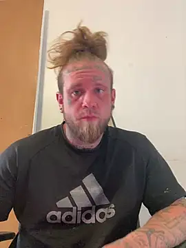 Smokebluntafterblunt online show from 07/05/26, 11:34