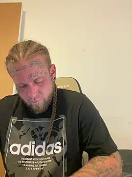 Smokebluntafterblunt online show from 07/17/26, 01:18