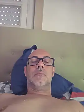 pareja47 online show from 06/17/26, 10:06