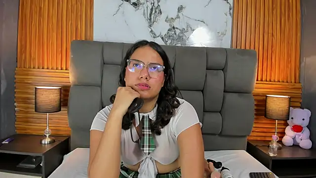 Snapshot of _MilaRose_ chatting on 03/31/26, 07:47 MilaRose online show from 03/31/26, 07:47