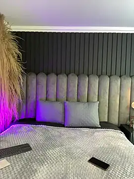 Snapshot of Nanda_vixen_ chatting on 05/18/26, 11:21 Nanda vixen online show from 05/18/26, 11:21