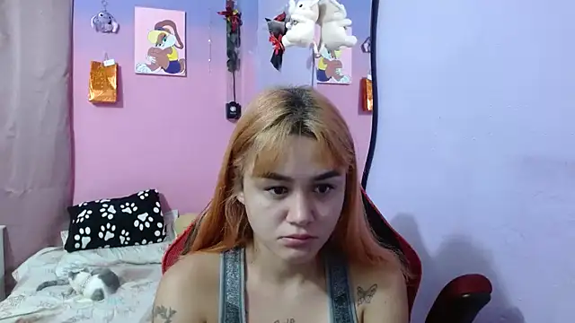 Cute-rouss online show from 02/23/26, 12:41