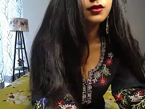  Shanvii  online show from 05/01/26, 04:50
