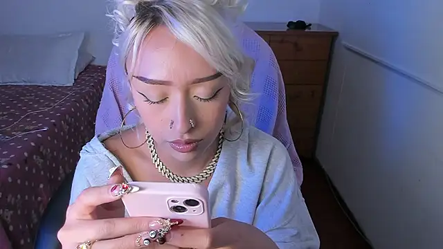 Snapshot of _AbbyIce chatting on 02/13/26, 12:17 AbbyIce online show from 02/13/26, 12:17