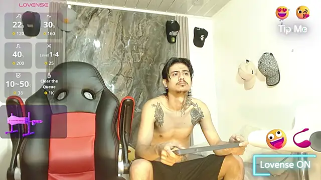 Snapshot of Damian-and-Camerum chatting on 03/19/26, 03:21 Damian-and-Camerum online show from 03/19/26, 03:21