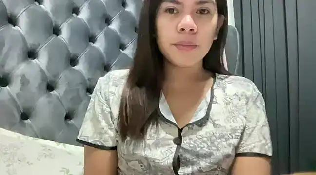 Mooree naba online show from 12/19/24, 12:45