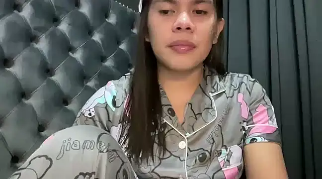 Mooree naba online show from 12/24/24, 10:01