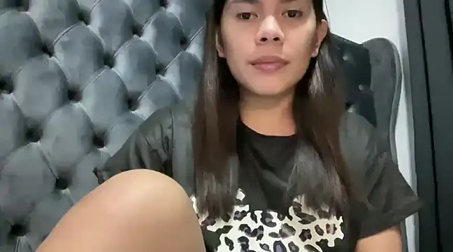 Mooree naba online show from 12/27/24, 10:45
