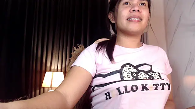 Mooree naba online show from 11/15/25, 11:18