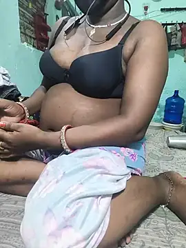 PRIYAGOYAL online show from 07/13/26, 10:40
