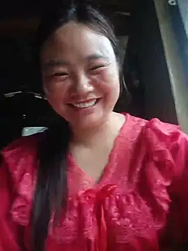 Snapshot of lisn-cute chatting on 05/18/26, 10:43 lisn-cute online show from 05/18/26, 10:43