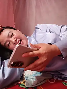 lisn-cute online show from 07/27/26, 12:56